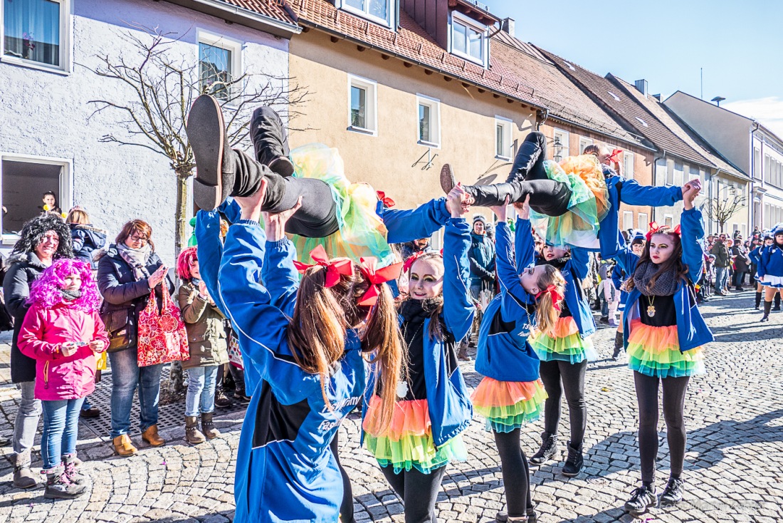 Foto: Martin Zehrer - Fasching in Waldeck 2017... viele Narren, lustiges Volk und Hammer-Wetter :-) 