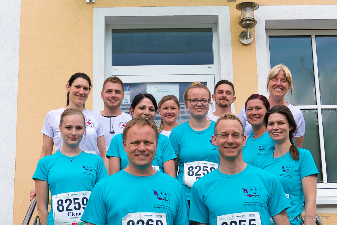 Foto: Martin Zehrer - Nofi-Lauf 2017: Start am Stadtplatz und Ziel beim Siemens... 5,9 Kilometer durch Kemnath und rund herum. Mehr als 8000 Teilnehmer <br />
fanden sich in Kemnath zusammen um die 