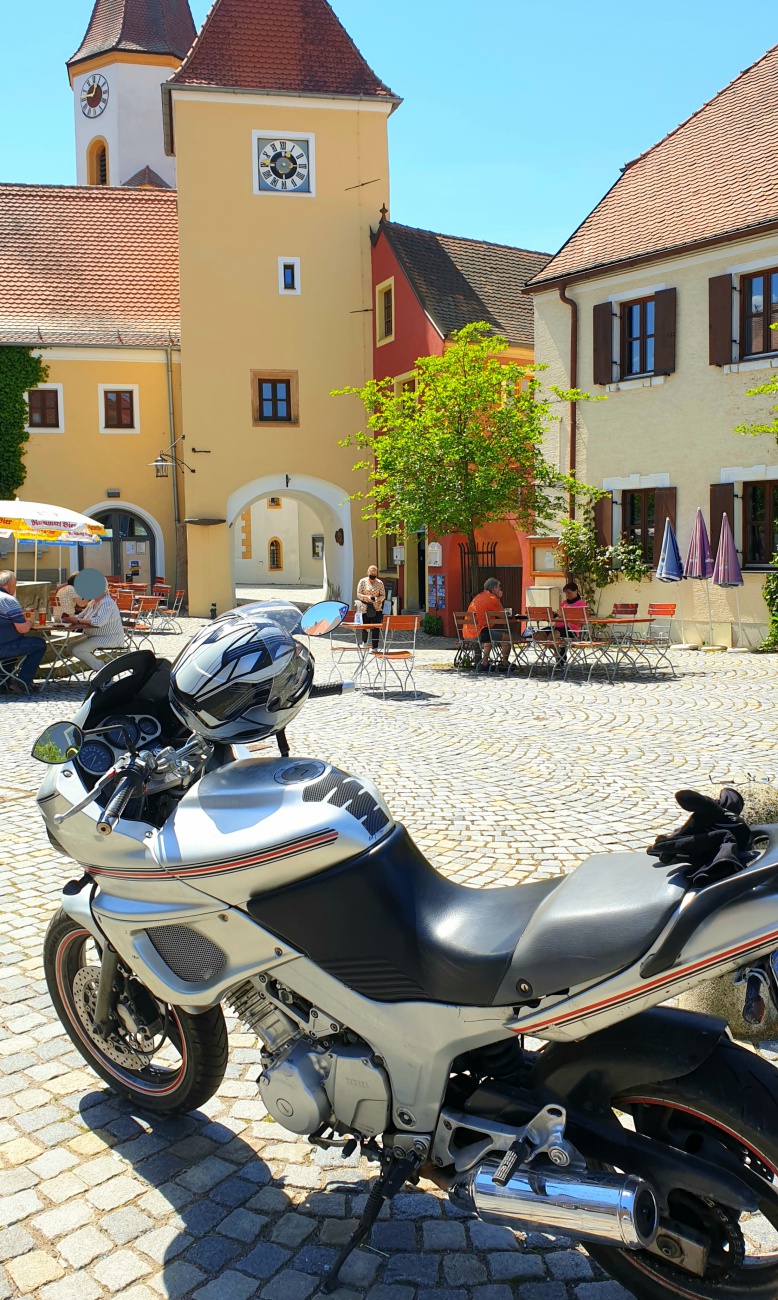 Foto: Martin Zehrer - Unterwegs... über 300 Kilometer wurden es bis wir wieder Zuhause waren.<br />
<br />
Hier Mittagessen in Luhe, anschließend weiter in Richtung Bayrischer Wald :-) 