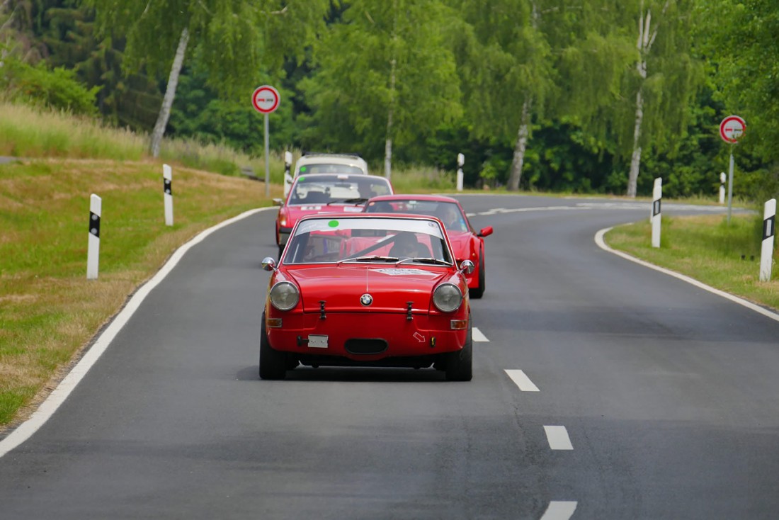 Foto: Martin Zehrer - Friedenfelser Berg-Classic... Prinz, Käfer, steyr daimler puch, bmw, vw, audi, opel und noch viele andere Fahrzeughersteller erklommen am 13. und 14. Juni 2015 mit entspr 