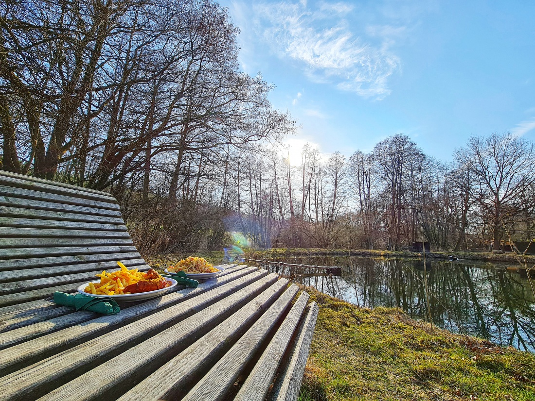 Foto: Jennifer Müller - Feierabend mit Essen-To-Go aus der Tauritzmühle. 