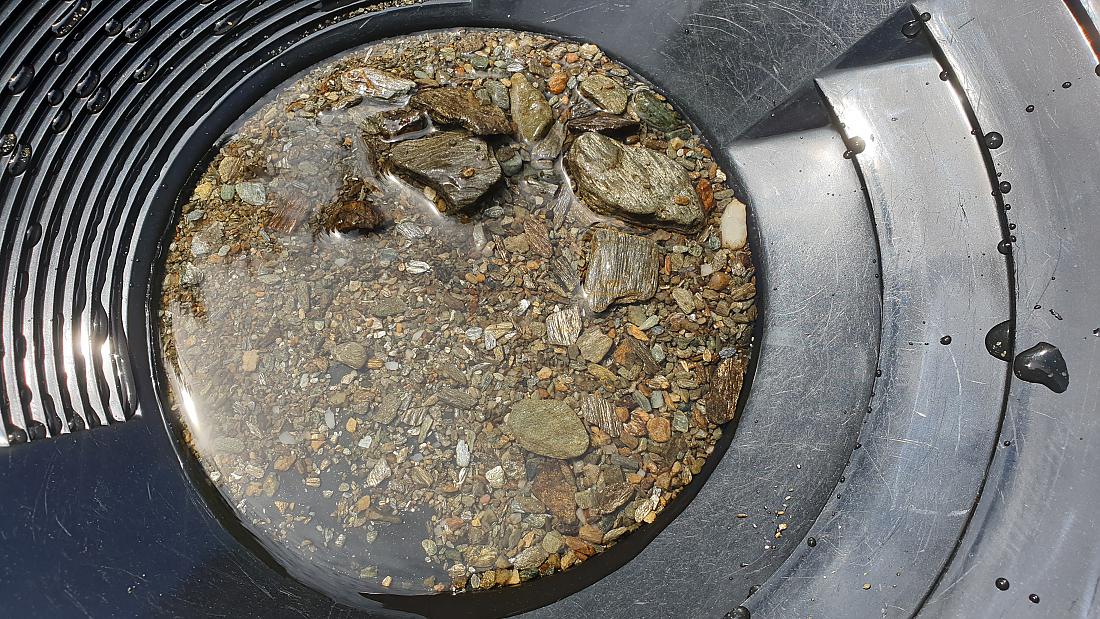 Foto: Martin Zehrer - Hin und her und rund herum... zwischendrinn mal über die Rippen spülen 