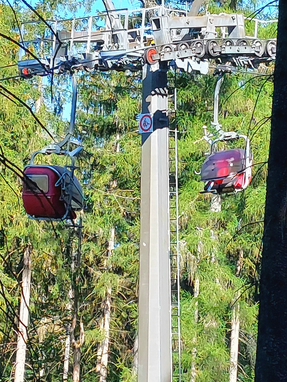 Foto: Martin Zehrer - Die Seilbahn zum Ochsenkopf-Gipfel war in Betrieb.<br />
Wir stiegen aber zu Fuß hinauf! 