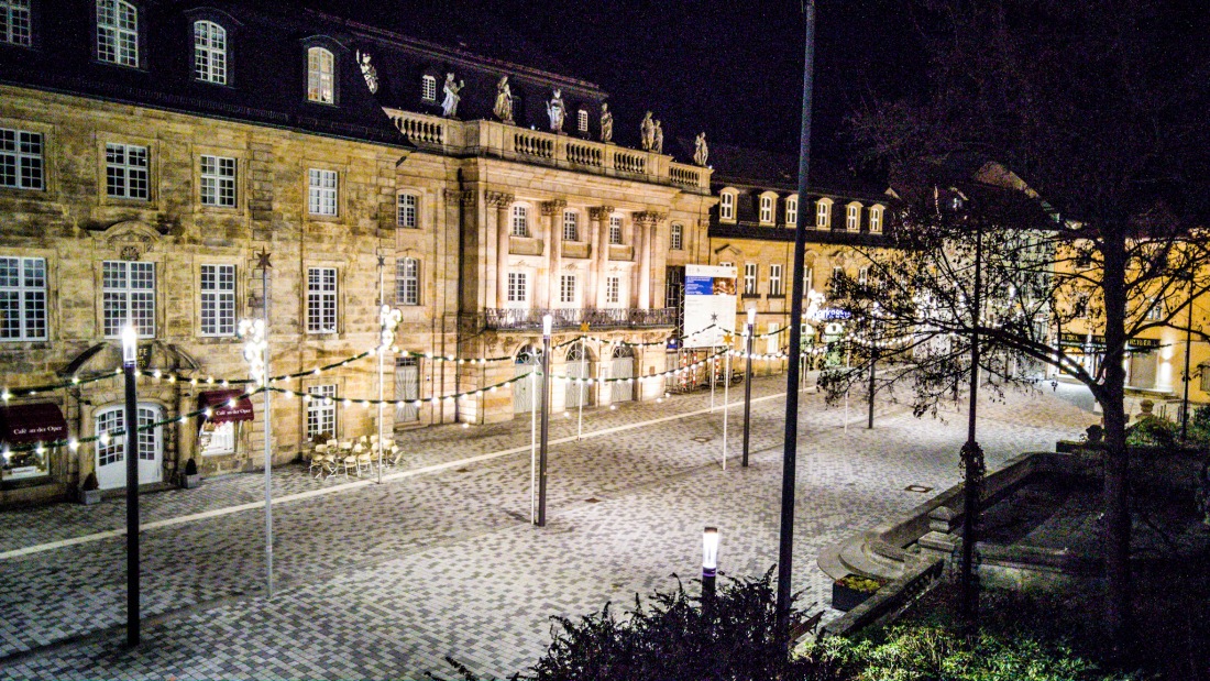 Foto: Martin Zehrer - Bayreuth bei (Weihnachts)-Nacht... ;-) 