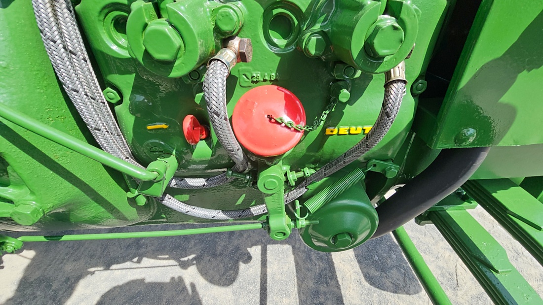 Oldtimer- und Traktortreffen in Kirchenpingarten.
Am 3. Mai 2026 war es wieder soweit...
das Frankenpfälzer Bulldogtreffen lockte hunderte historische Schlepper in den kleinen Ort.
Das Wetter war mit ca. 26 Grad einfach nur herrlich. Die Besucher waren bestens versorgt. 
Organisiert wurde dieses Bulldogtreffen von Peter Heser, der FFW Kirchenpingarten und seinen zahlreichen Mitstreitern...