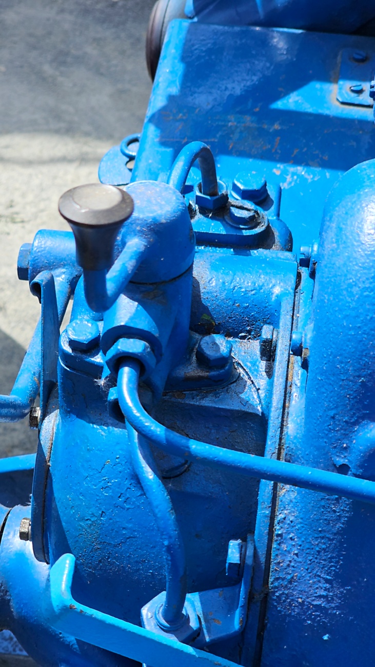 Oldtimer- und Traktortreffen in Kirchenpingarten.
Am 3. Mai 2026 war es wieder soweit...
das Frankenpfälzer Bulldogtreffen lockte hunderte historische Schlepper in den kleinen Ort.
Das Wetter war mit ca. 26 Grad einfach nur herrlich. Die Besucher waren bestens versorgt. 
Organisiert wurde dieses Bulldogtreffen von Peter Heser, der FFW Kirchenpingarten und seinen zahlreichen Mitstreitern...