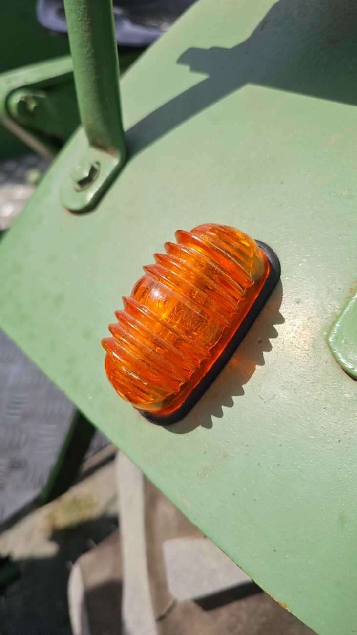 Oldtimer- und Traktortreffen in Kirchenpingarten.
Am 3. Mai 2026 war es wieder soweit...
das Frankenpfälzer Bulldogtreffen lockte hunderte historische Schlepper in den kleinen Ort.
Das Wetter war mit ca. 26 Grad einfach nur herrlich. Die Besucher waren bestens versorgt. 
Organisiert wurde dieses Bulldogtreffen von Peter Heser, der FFW Kirchenpingarten und seinen zahlreichen Mitstreitern...