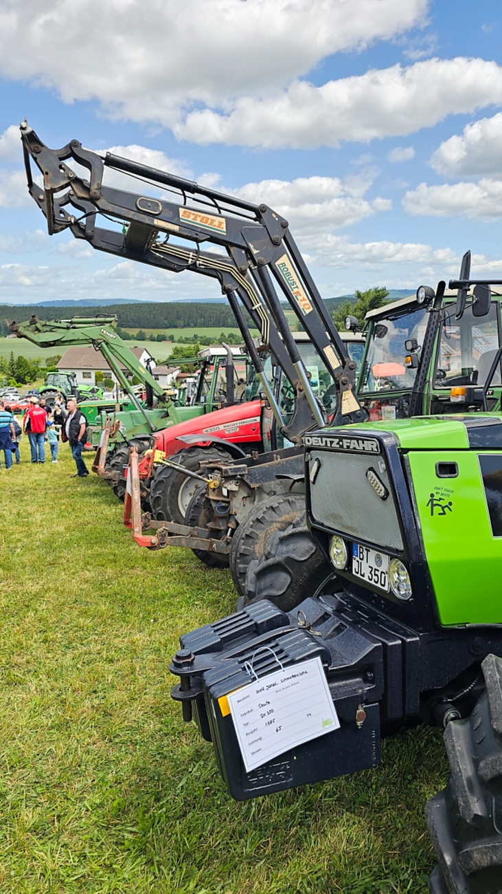 Am 7. Juni 2026 fand in Feilersdorf das traditionelle Oldtimer- und Traktortreffen der Oldtimerjugend Feilersdorf statt.
 Bereits ab 9:30 Uhr trafen zahlreiche historische Schlepper und Traktoren ein, die von Besuchern und Technikfreunden bestaunt wurden. 
Für das leibliche Wohl sorgten ein Weißwurstfrühschoppen sowie ein gemeinsames Mittagessen, bevor am Nachmittag eine Rundfahrt durch die Fluren rund um Feilersdorf startete. Die liebevoll gepflegten Oldtimer zeigten eindrucksvoll die Vielfalt vergangener Landtechnik und spiegelten die Begeisterung ihrer Besitzer wider. 

Das Treffen bot eine gelungene Mischung aus Tradition, Geselligkeit und Technikgeschichte und lockte zahlreiche Besucher aus der Region an.