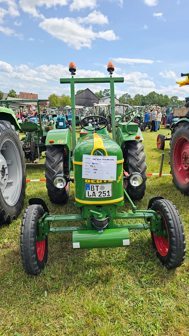 Am 7. Juni 2026 fand in Feilersdorf das traditionelle Oldtimer- und Traktortreffen der Oldtimerjugend Feilersdorf statt.
 Bereits ab 9:30 Uhr trafen zahlreiche historische Schlepper und Traktoren ein, die von Besuchern und Technikfreunden bestaunt wurden. 
Für das leibliche Wohl sorgten ein Weißwurstfrühschoppen sowie ein gemeinsames Mittagessen, bevor am Nachmittag eine Rundfahrt durch die Fluren rund um Feilersdorf startete. Die liebevoll gepflegten Oldtimer zeigten eindrucksvoll die Vielfalt vergangener Landtechnik und spiegelten die Begeisterung ihrer Besitzer wider. 

Das Treffen bot eine gelungene Mischung aus Tradition, Geselligkeit und Technikgeschichte und lockte zahlreiche Besucher aus der Region an.