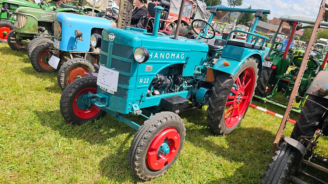 Am 7. Juni 2026 fand in Feilersdorf das traditionelle Oldtimer- und Traktortreffen der Oldtimerjugend Feilersdorf statt.
 Bereits ab 9:30 Uhr trafen zahlreiche historische Schlepper und Traktoren ein, die von Besuchern und Technikfreunden bestaunt wurden. 
Für das leibliche Wohl sorgten ein Weißwurstfrühschoppen sowie ein gemeinsames Mittagessen, bevor am Nachmittag eine Rundfahrt durch die Fluren rund um Feilersdorf startete. Die liebevoll gepflegten Oldtimer zeigten eindrucksvoll die Vielfalt vergangener Landtechnik und spiegelten die Begeisterung ihrer Besitzer wider. 

Das Treffen bot eine gelungene Mischung aus Tradition, Geselligkeit und Technikgeschichte und lockte zahlreiche Besucher aus der Region an.