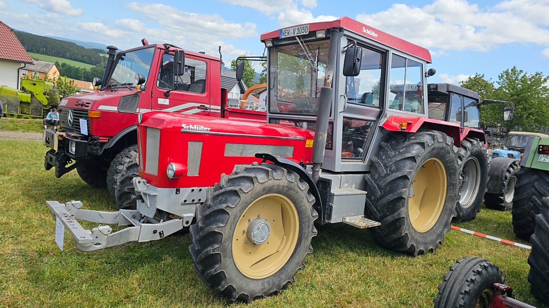 Am 7. Juni 2026 fand in Feilersdorf das traditionelle Oldtimer- und Traktortreffen der Oldtimerjugend Feilersdorf statt.
 Bereits ab 9:30 Uhr trafen zahlreiche historische Schlepper und Traktoren ein, die von Besuchern und Technikfreunden bestaunt wurden. 
Für das leibliche Wohl sorgten ein Weißwurstfrühschoppen sowie ein gemeinsames Mittagessen, bevor am Nachmittag eine Rundfahrt durch die Fluren rund um Feilersdorf startete. Die liebevoll gepflegten Oldtimer zeigten eindrucksvoll die Vielfalt vergangener Landtechnik und spiegelten die Begeisterung ihrer Besitzer wider. 

Das Treffen bot eine gelungene Mischung aus Tradition, Geselligkeit und Technikgeschichte und lockte zahlreiche Besucher aus der Region an.