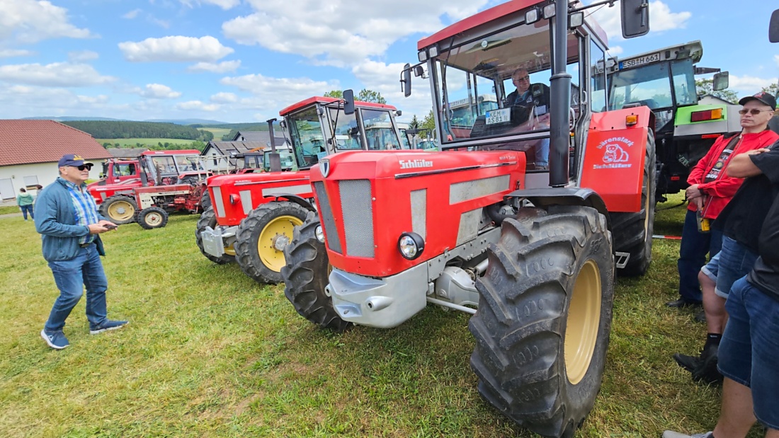 Am 7. Juni 2026 fand in Feilersdorf das traditionelle Oldtimer- und Traktortreffen der Oldtimerjugend Feilersdorf statt.
 Bereits ab 9:30 Uhr trafen zahlreiche historische Schlepper und Traktoren ein, die von Besuchern und Technikfreunden bestaunt wurden. 
Für das leibliche Wohl sorgten ein Weißwurstfrühschoppen sowie ein gemeinsames Mittagessen, bevor am Nachmittag eine Rundfahrt durch die Fluren rund um Feilersdorf startete. Die liebevoll gepflegten Oldtimer zeigten eindrucksvoll die Vielfalt vergangener Landtechnik und spiegelten die Begeisterung ihrer Besitzer wider. 

Das Treffen bot eine gelungene Mischung aus Tradition, Geselligkeit und Technikgeschichte und lockte zahlreiche Besucher aus der Region an.