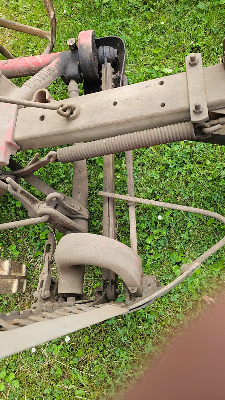 Am 7. Juni 2026 fand in Feilersdorf das traditionelle Oldtimer- und Traktortreffen der Oldtimerjugend Feilersdorf statt.
 Bereits ab 9:30 Uhr trafen zahlreiche historische Schlepper und Traktoren ein, die von Besuchern und Technikfreunden bestaunt wurden. 
Für das leibliche Wohl sorgten ein Weißwurstfrühschoppen sowie ein gemeinsames Mittagessen, bevor am Nachmittag eine Rundfahrt durch die Fluren rund um Feilersdorf startete. Die liebevoll gepflegten Oldtimer zeigten eindrucksvoll die Vielfalt vergangener Landtechnik und spiegelten die Begeisterung ihrer Besitzer wider. 

Das Treffen bot eine gelungene Mischung aus Tradition, Geselligkeit und Technikgeschichte und lockte zahlreiche Besucher aus der Region an.