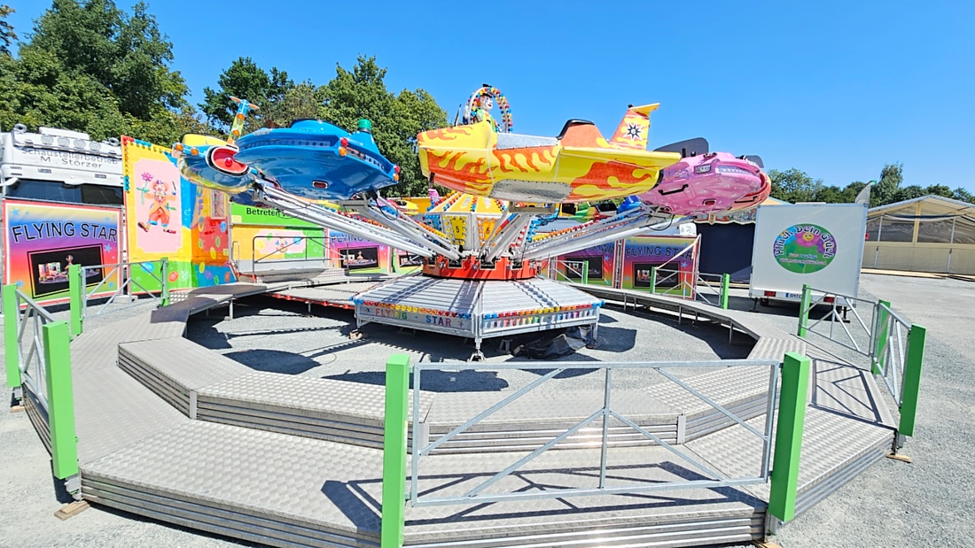Wiesenfest Kemnath - Aufbauarbeiten in vollem Gange.

Vom 13. bis 18. August 2026 lädt das traditionelle Kemnather Wiesenfest wieder auf den Festplatz in der Röntgenstraße ein.