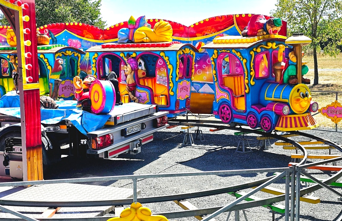 Wiesenfest Kemnath - Aufbauarbeiten in vollem Gange.

Vom 13. bis 18. August 2026 lädt das traditionelle Kemnather Wiesenfest wieder auf den Festplatz in der Röntgenstraße ein.