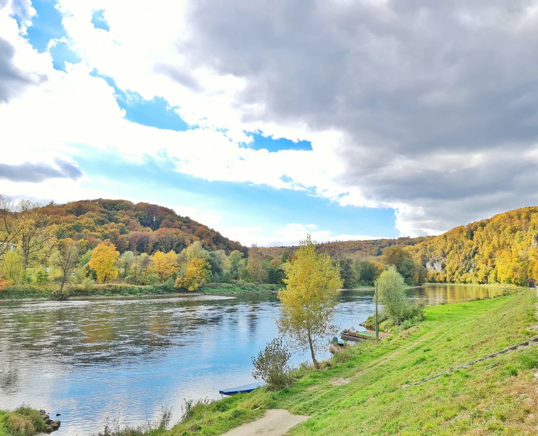 Foto: Jennifer Müller - Die Donau unterhalb der Befreiungshalle in Kelheim. 