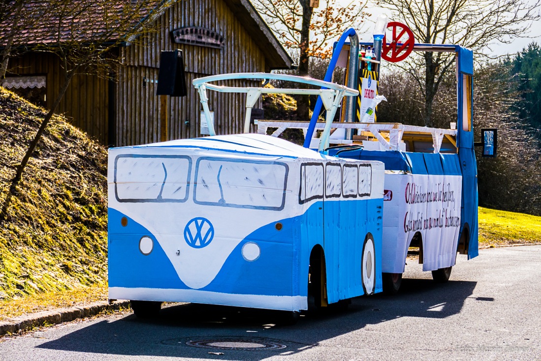 Foto: Martin Zehrer - Fasching in Waldeck 2017... viele Narren, lustiges Volk und Hammer-Wetter :-) 