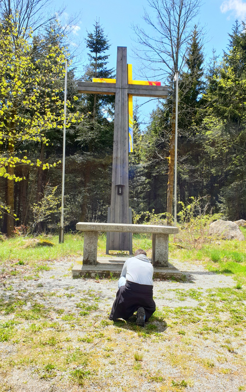 Foto: Martin Zehrer - Das Kreuz oben auf der Kösseine...<br />
<br />
Einfach mal die Perspektive ändern ;-) 
