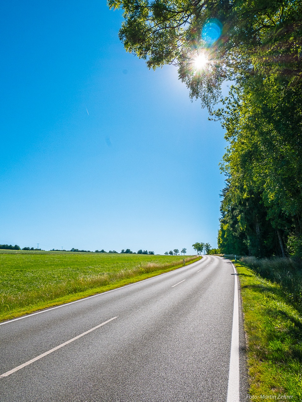 Foto: Martin Zehrer - Radtour von Kemnath nach Waldershof, quer durch den Kösseine-Wald... <br />
<br />
Auf dem Nachhause-Weg, den Zinster-Hügel von der Neusorger Seite aus gefahren. Der Akku des E-Bik 