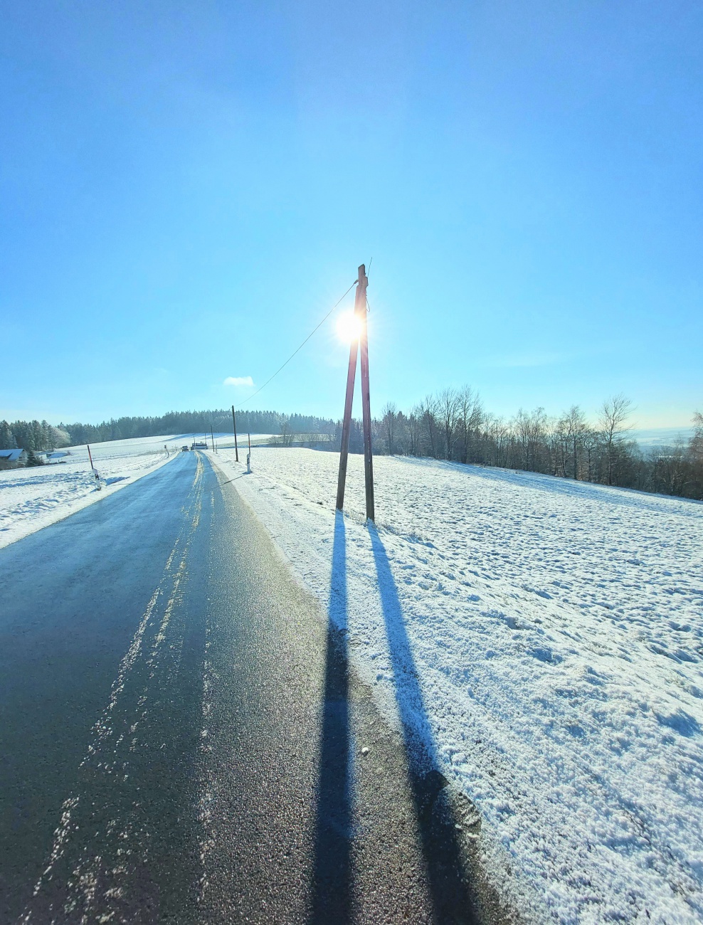 Foto: Martin Zehrer - Unbeschreiblich...<br />
<br />
Endlich wieder ein herrlich sonniger Winter-Tag. <br />
Bei -5 Grad Kälte strahlte die Sonne wirklich voller Energie vom blauen Himmel. 