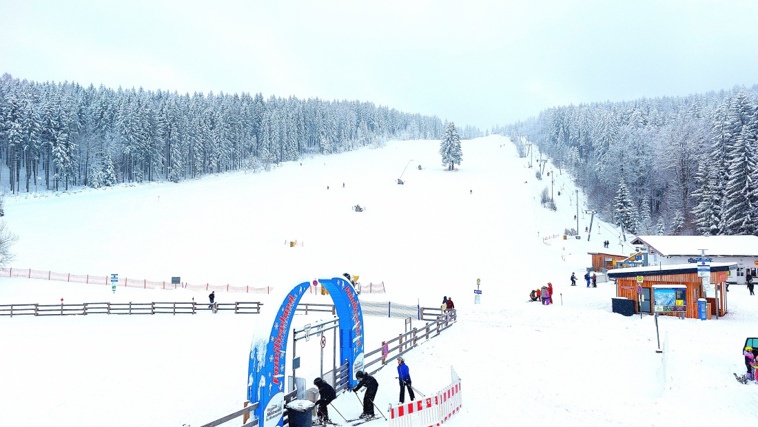 Skilift Mehlmeisel mit sehr guter Schneelage...