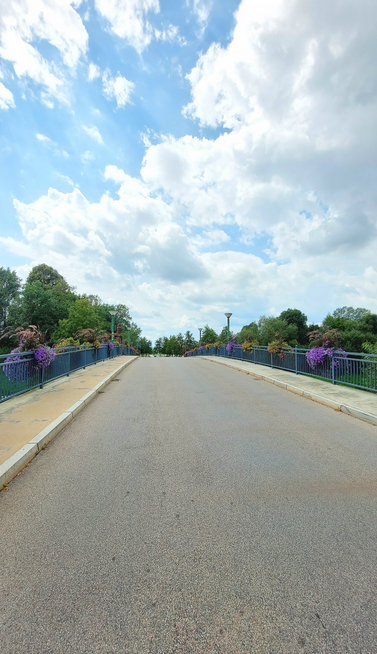 Foto: Martin Zehrer - Hier, auf dieser Brücke in Cham,  wurde der Klassiker "Die Brücke " gedreht. 