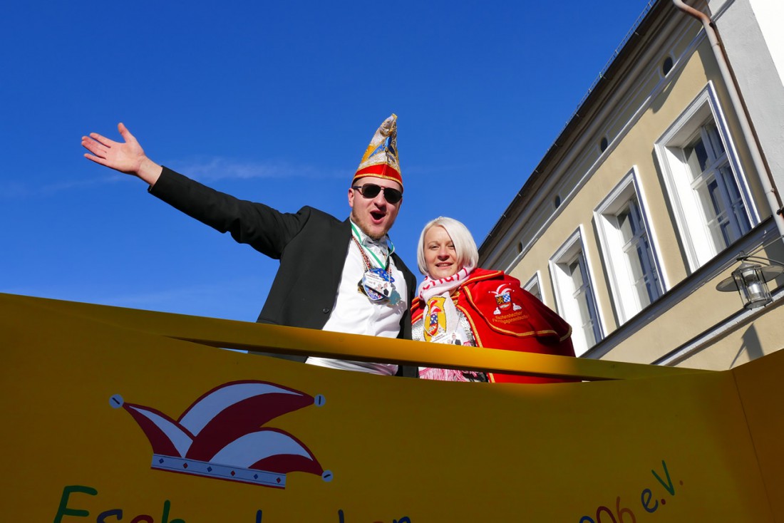 Foto: Martin Zehrer - 44. Faschingszug durch Waldeck am 7. Februar 2016!<br />
<br />
Tanzen, lachen und Gaudi machen ;-)<br />
<br />
Viele Gaudiwagen und unzählige Besucher trafen in Waldeck aufeinander.<br />
Die M 