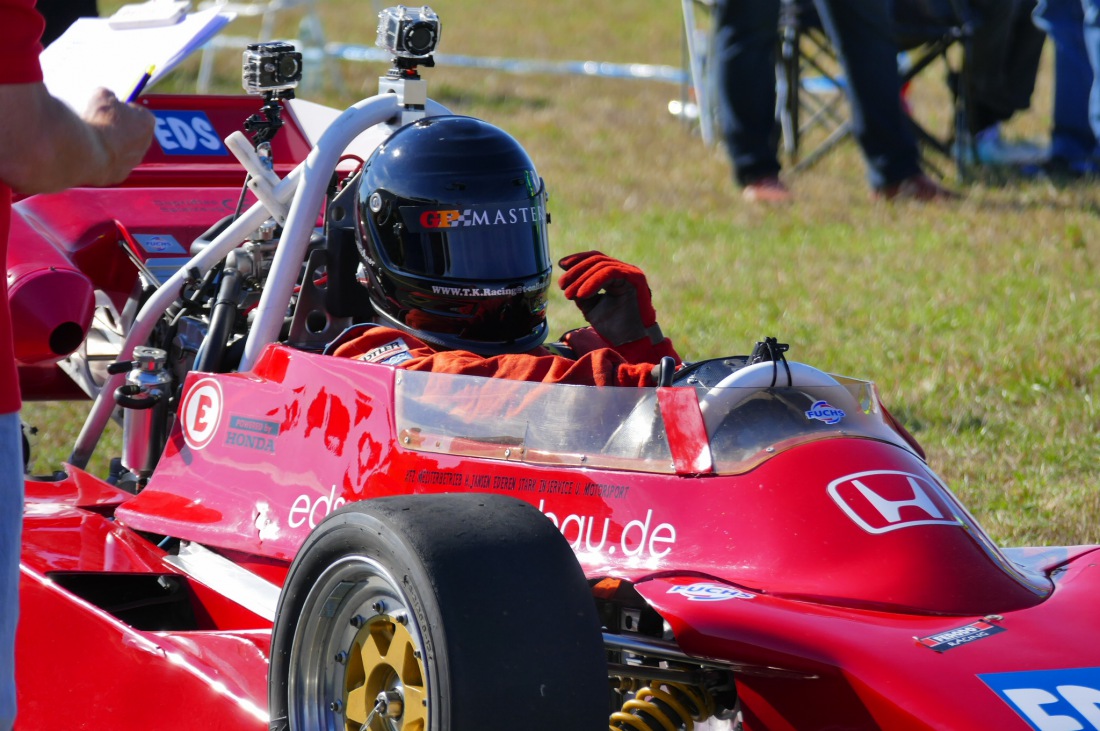 Foto: Martin Zehrer - Flugplatz-Slalom des MSC-Sophiental. Bestes Wetter, top Teilnehmer, fairer Motorsport Nähe Bindlach! 