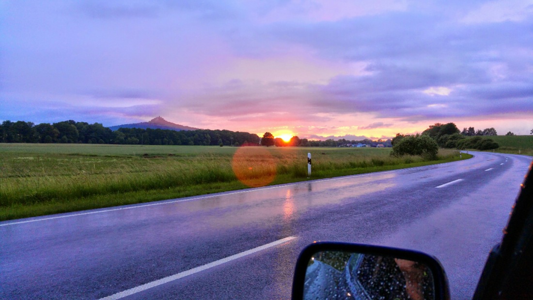 Foto: Martin Zehrer - Gestern, 16.06.2016, zwischen Troglau und Kastl, trotz Regenwetter doch noch Sonne am Abend ;-) 