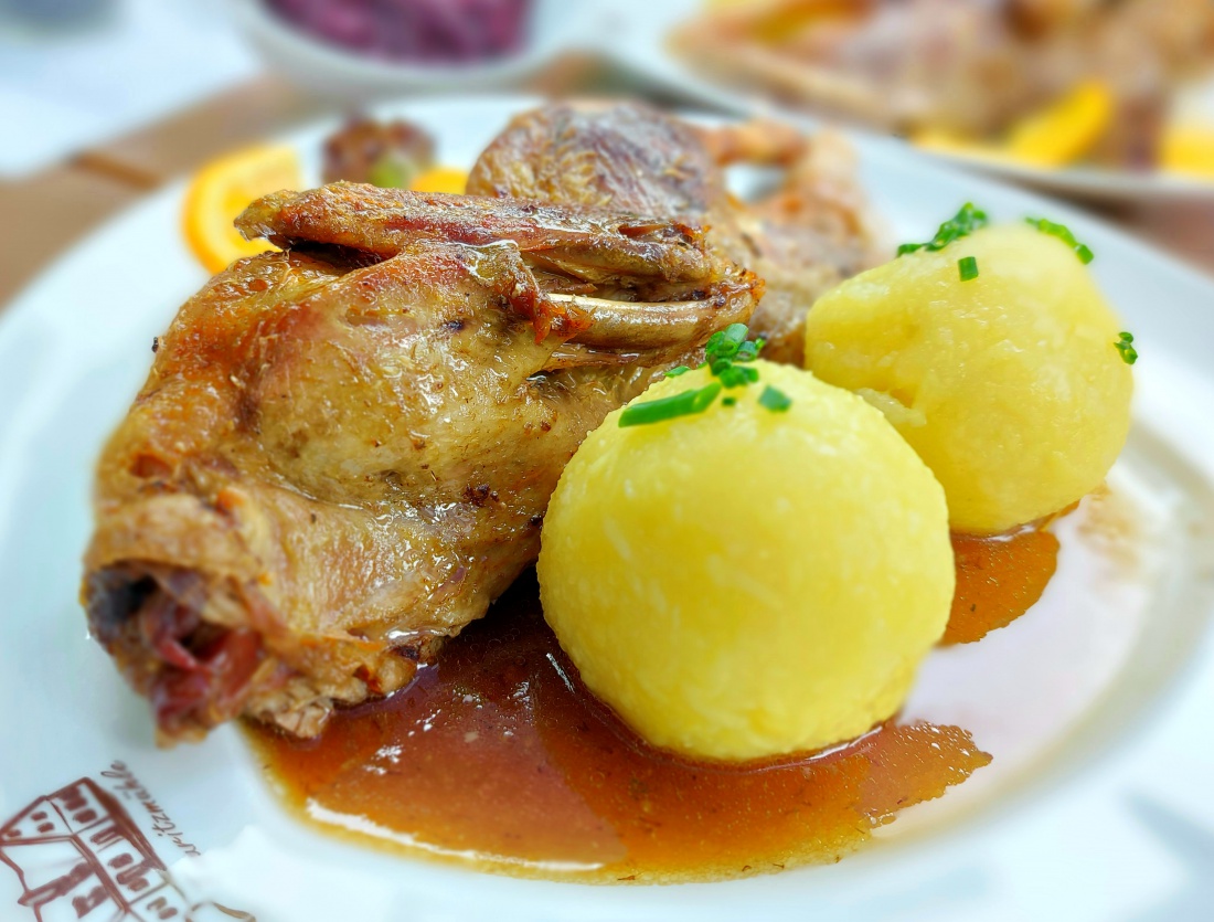 Foto: Martin Zehrer - Diese Ente ist zugeflogen...  :-) 