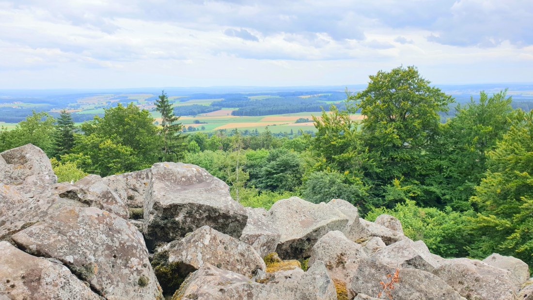 Foto: Martin Zehrer - Steine und Natur... herrlich oben auf dem Rauhen Kulm... 