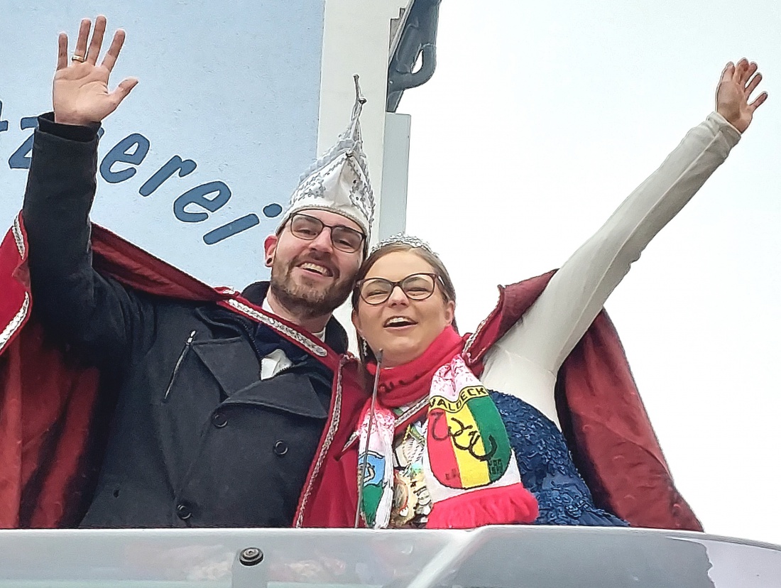 WCV Heeelllauuuu!!! Das Prinzenpaar des WCV Waldeck auf dem Faschingszug Pressath 2026