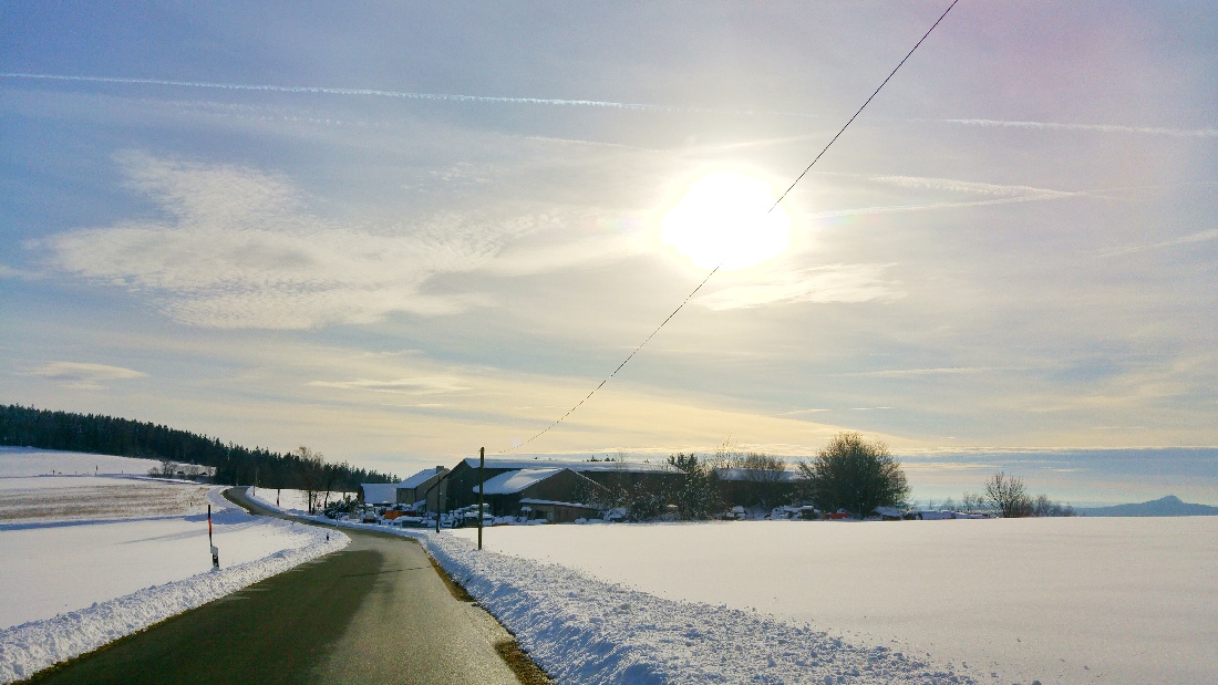 Foto: Jennifer Müller - Strahlender Sonnenschein über Godas und dem kemnather Land. 20.01.2021 