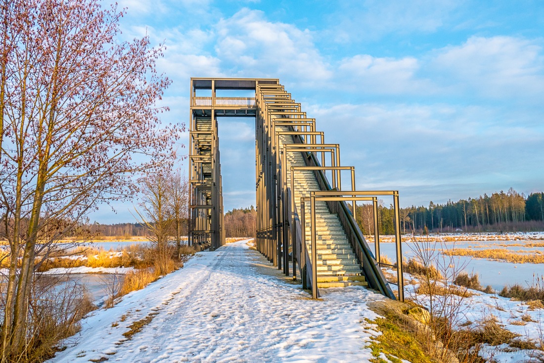 Foto: Martin Zehrer - Himmelsleiter mit zwei Treppen-Aufstiegen im Winter... 