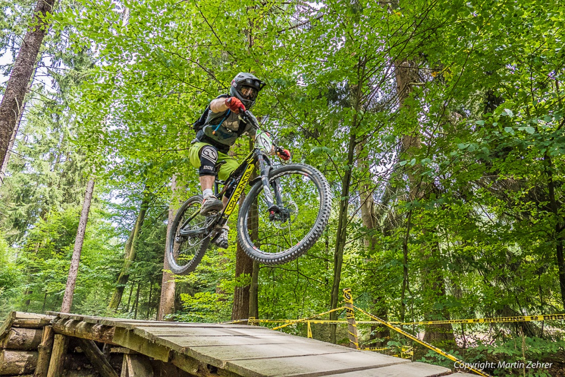 Foto: Martin Zehrer - Mit Speed übern Steeg ;-)<br />
<br />
Gesehen beim Cross-Rennen am Ochsenkopf 