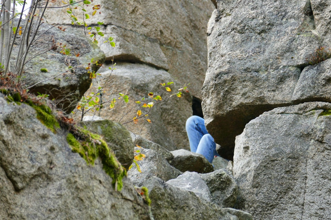Foto: Martin Zehrer - Wandern im Steinwald<br />
<br />
Einfach mal hintern Felsen niederlassen und die Aussicht genießen... 
