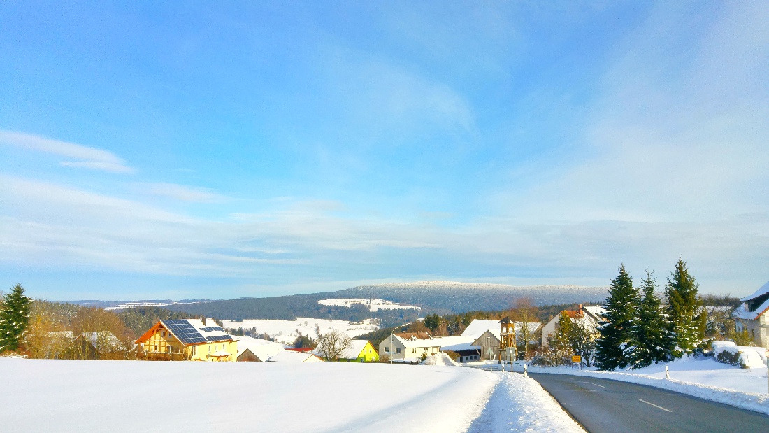 Foto: Jennifer Müller - Strahlender Sonnenschein über Godas und dem kemnather Land. 20.01.2021 