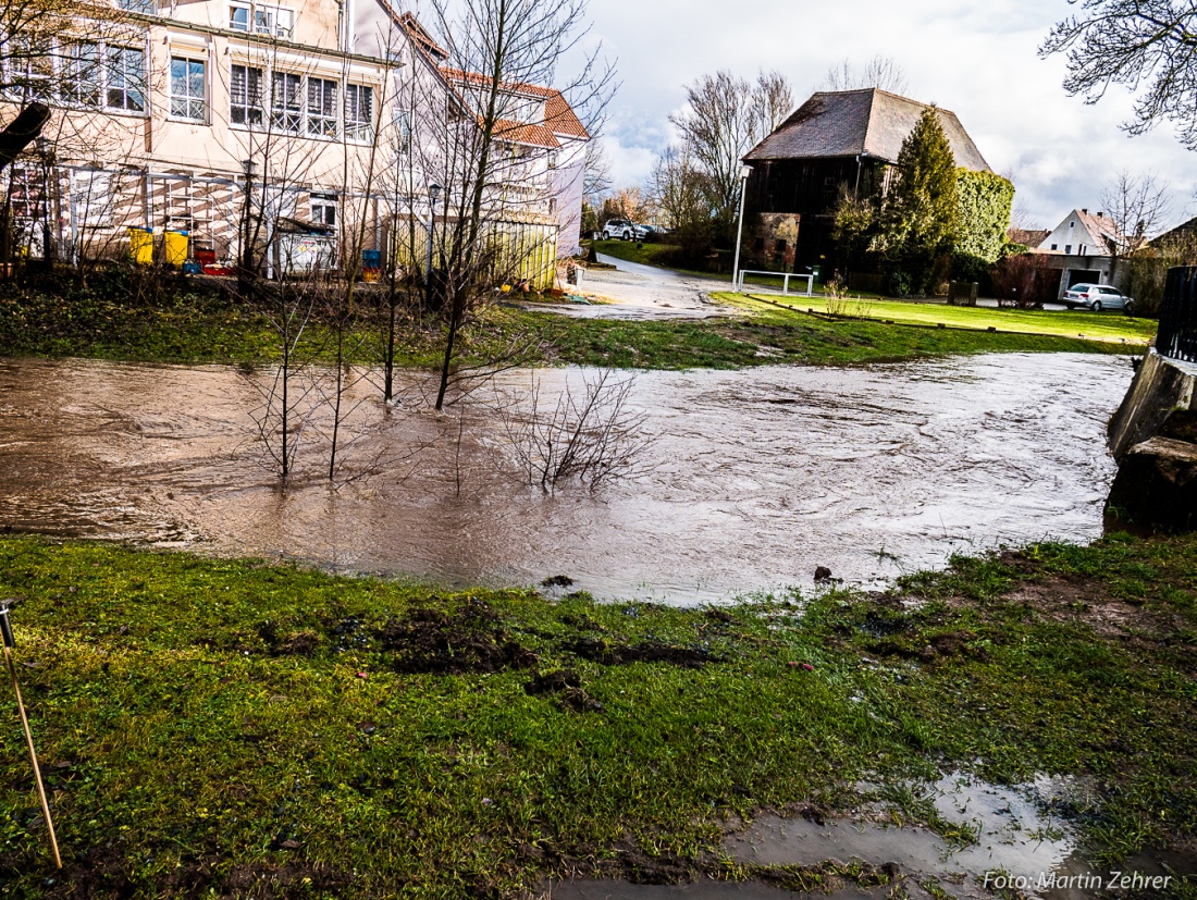 Foto: Martin Zehrer - Kemnath am 3. Januar 2018 - Ganz schön voll mit Wasser!  