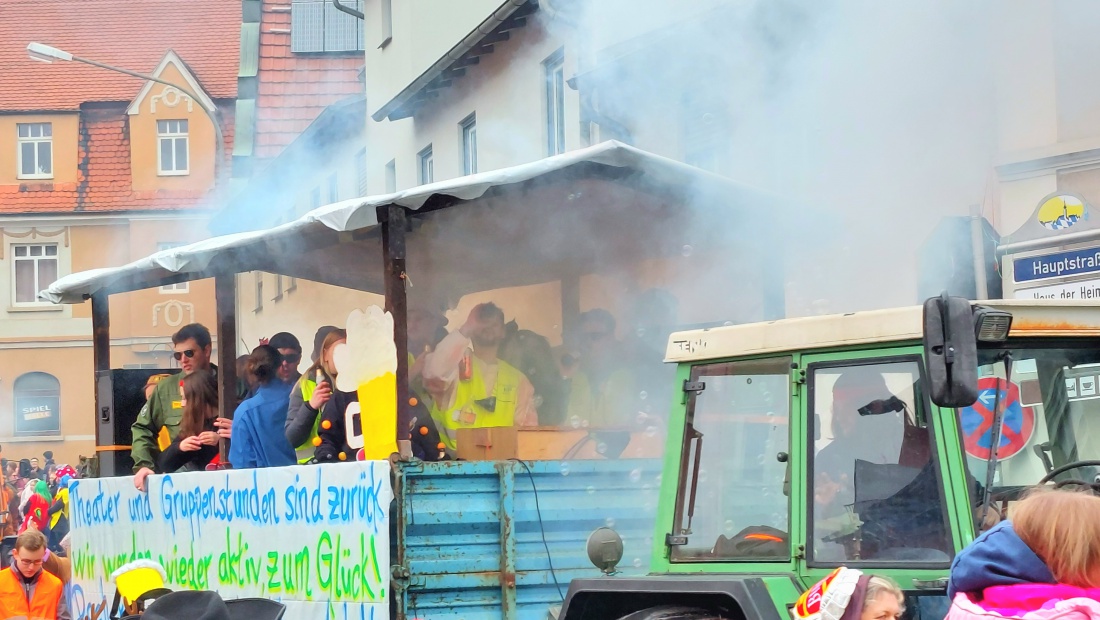 Foto: Martin Zehrer - Gigantischer Faschingszug durch Pressath, Helau - Was für eine stimmungsvolle Gaudi!!! 