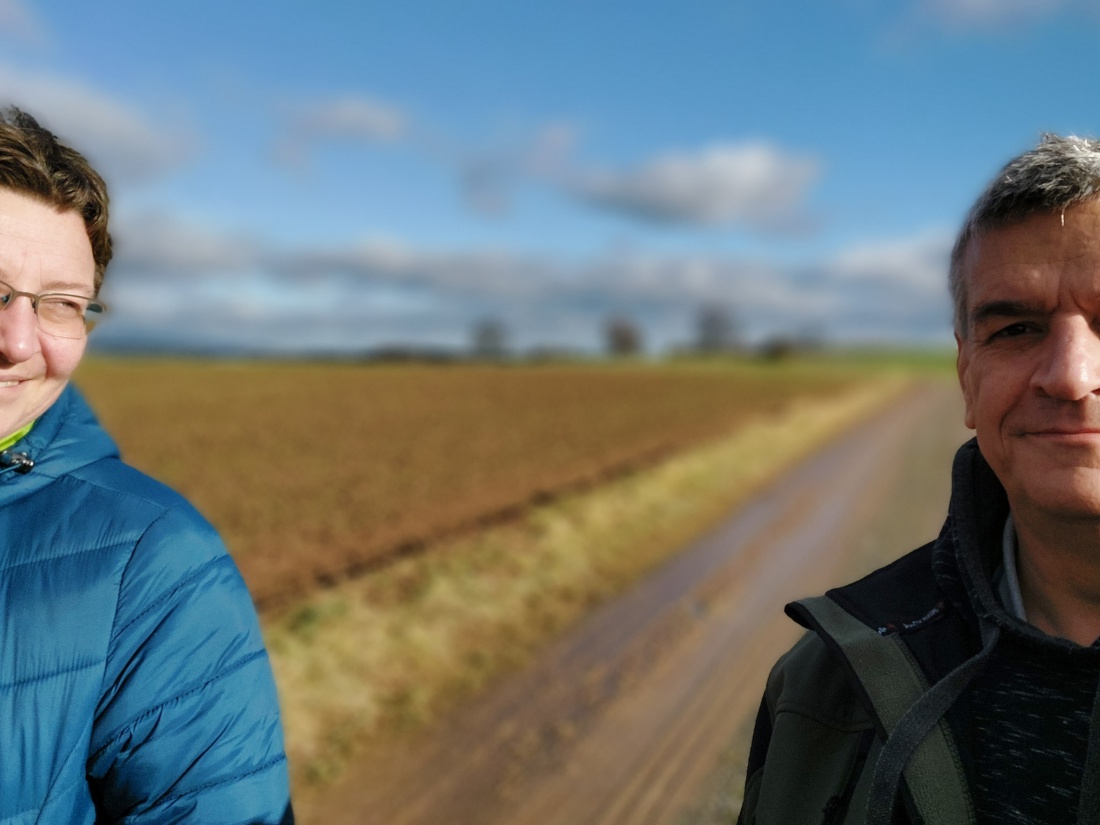 Foto: Martin Zehrer - Ein wunderschöner Sylvester-Spaziergang am 31. Dezember 2021.<br />
Wir parkten das Auto zwischen Kastl und Reuth an einem riesen großen Holz-Stoß und liefen auf einem Feldweg 