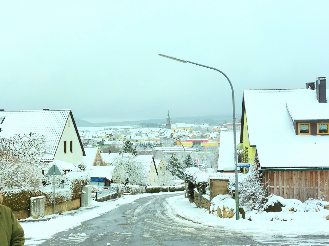 Foto: Martin Zehrer - Erbendorf im Winter - Weihnachts-Spaziergang nach bestem Mittagsbraten-Essen. 