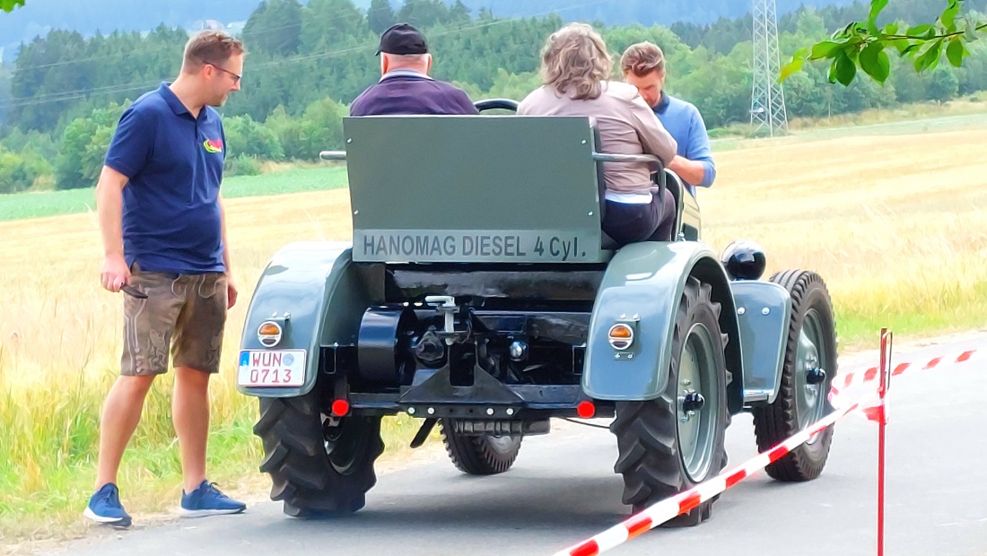 Foto: Martin Zehrer - Unglaublich seltene Oldtimer sind in Oberwappenöst auf dem Bulldog-Treffen zu sehen... 