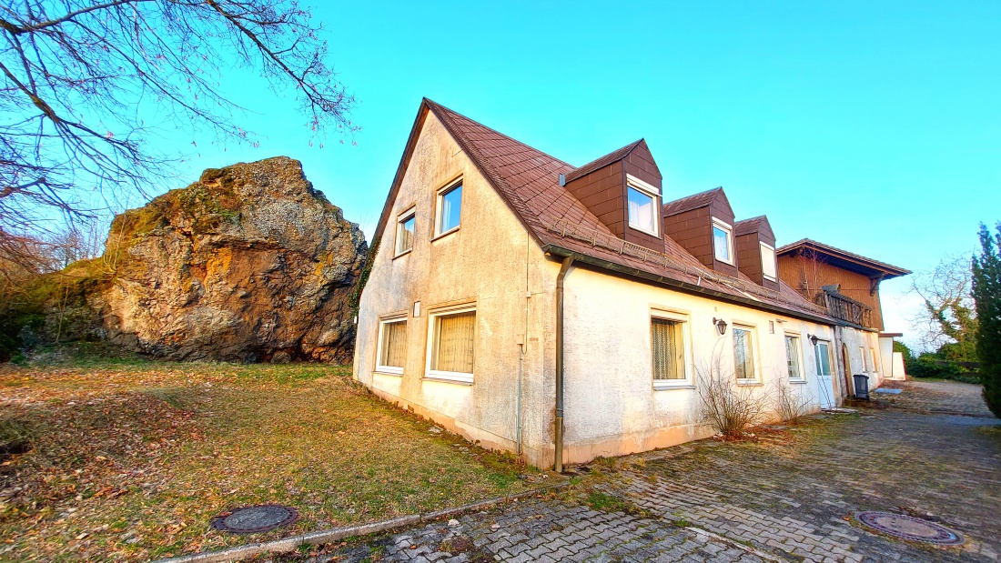 Foto: Martin Zehrer - Oben, auf dem Kleinen Kulm, in Neustadt. <br />
Einst war hier oben eine Gaststätte mit dem Namen <br />
- Zur schönen Aussicht -  