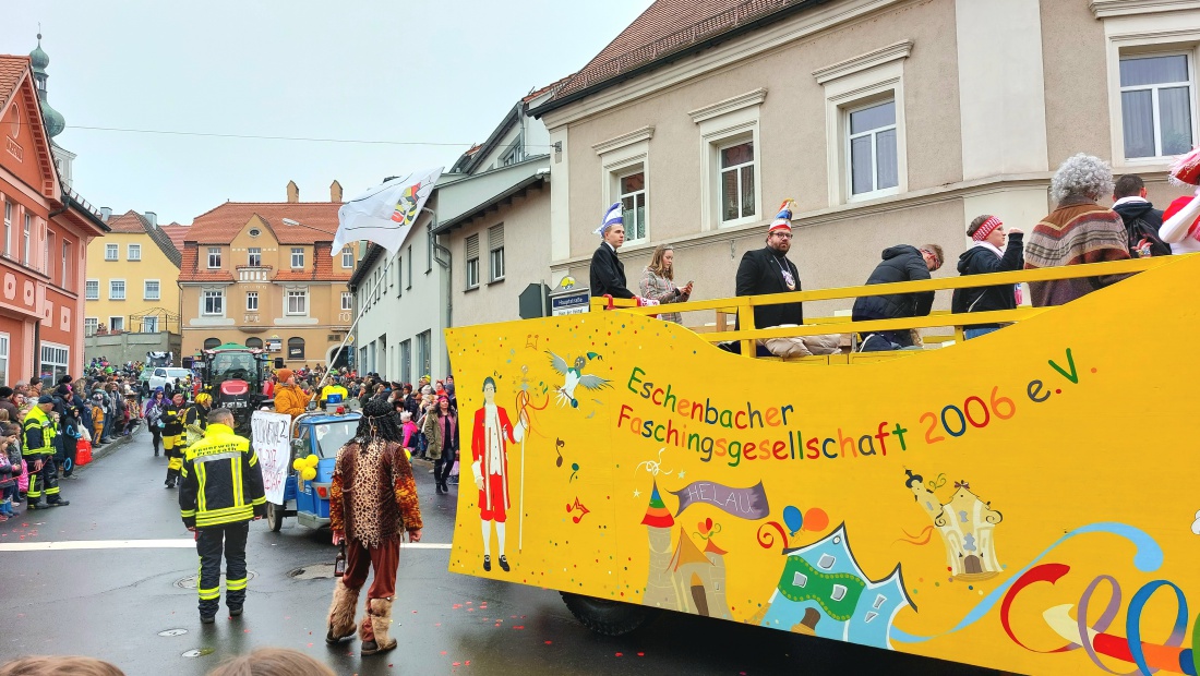 Foto: Martin Zehrer - Gigantischer Faschingszug durch Pressath, Helau - Was für eine stimmungsvolle Gaudi!!! 