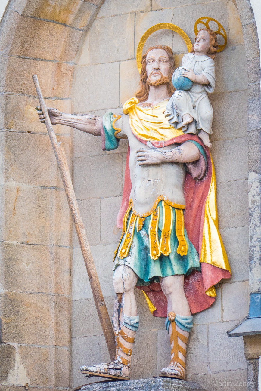 Foto: Martin Zehrer - Figur an der Kemnather Kirche... 
