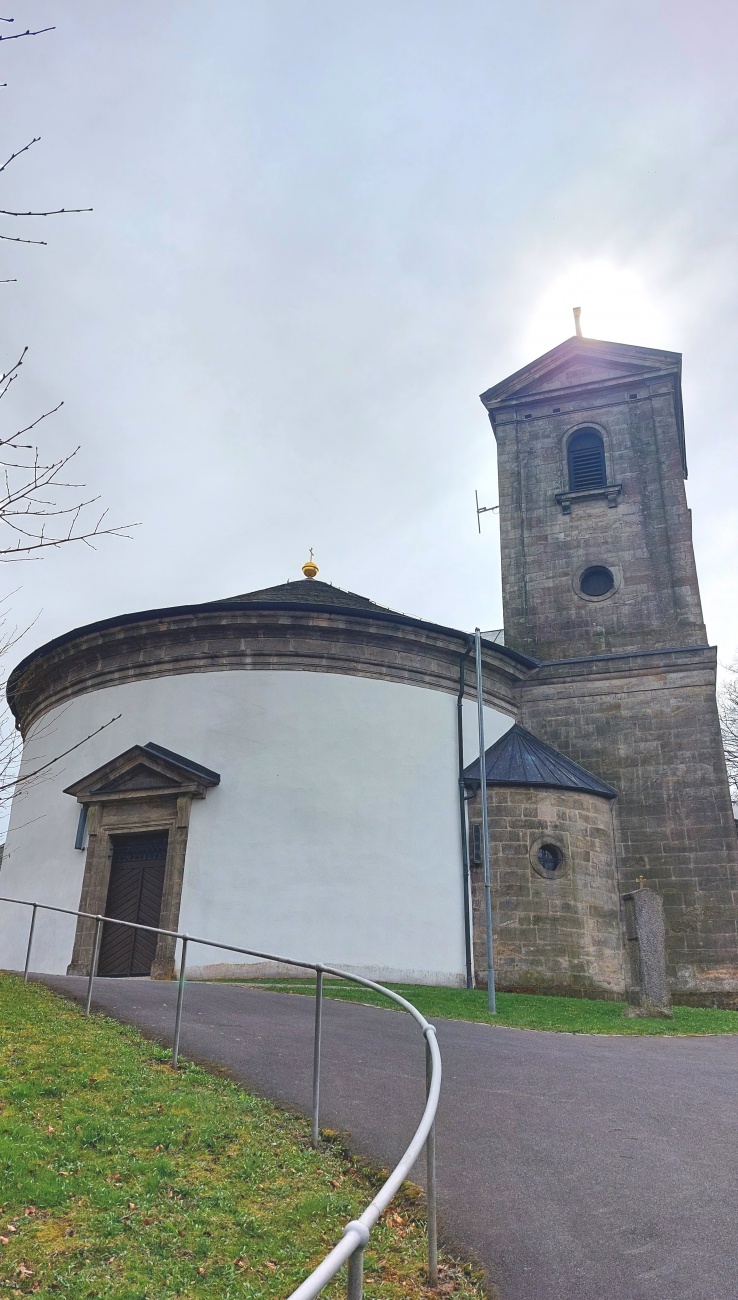 Foto: Martin Zehrer - Die Wallfahrtskirche Armesberg... 