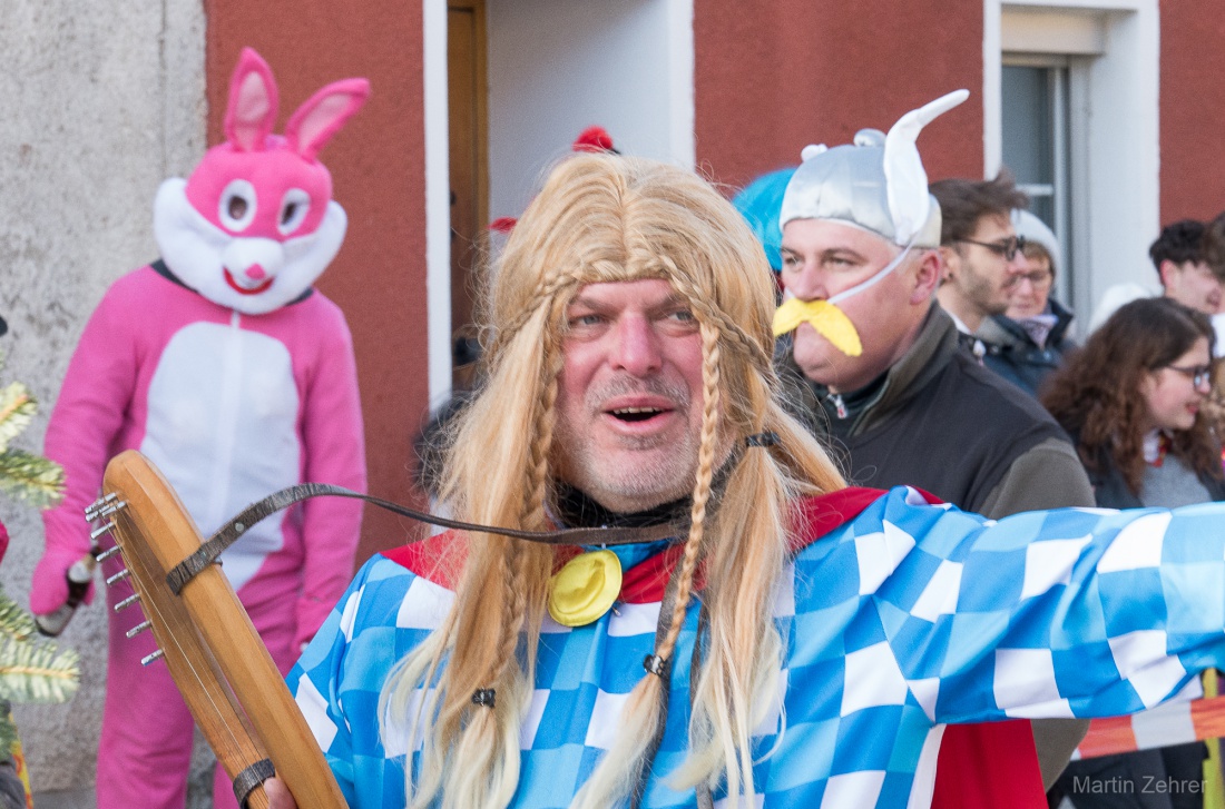 Faschingszug durch Waldeck 2026 - WCV Helau!!!

Am 15. Februar 2026 war es wieder soweit. Tausende Besucher jubelten den Narren zu, das Wetter wurde wie bestellt, wunderschön. Die Sonne strahlte und alle Menschen waren voller Faschings-Laune. WCV Helau!!!!
