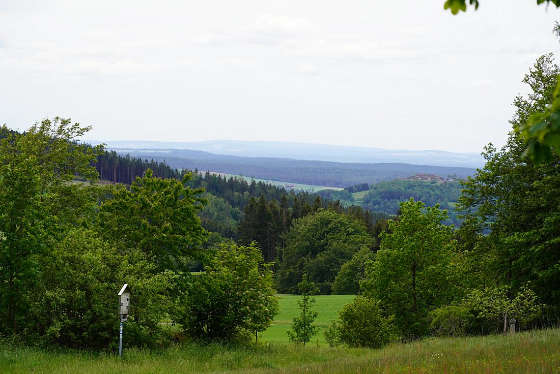 Foto: Martin Zehrer - Der Blick vom Armesberg zum Schloßberg bei Waldeck... :-) 