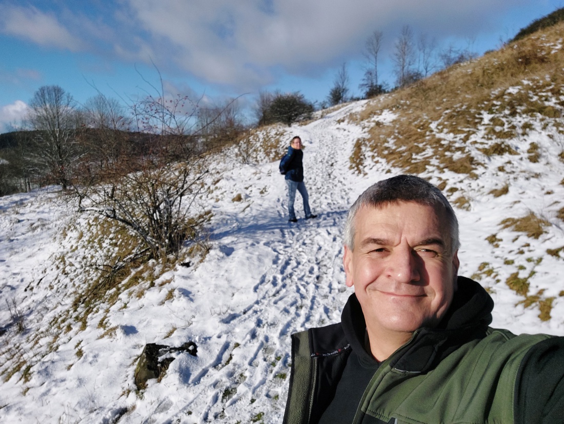 Foto: Martin Zehrer - Herrliche Winter-Wanderung zum waldecker Schlossberg.<br />
Sonne, blauer Himmel und ein Rucksack mit guter Brotzeit.<br />
Was für ein wunderschöner Tag zu zweit! :-) 