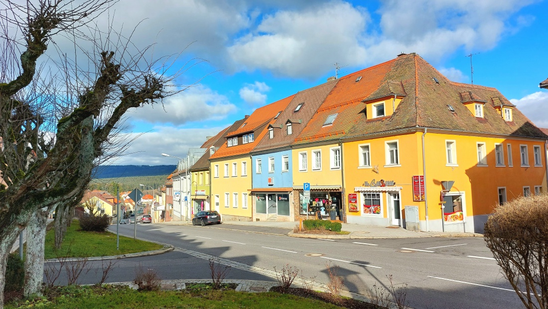 Foto: Martin Zehrer - Der Stadtberg von Erbendorf am 4. Februar 2023.<br />
Seit langem scheint mal wieder die Sonne! :-) 